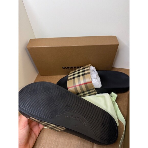 New Burberry Pool Slide in TPU Slide - Color Archive Beige - Size US 6, EUR 38 - Picture 4 of 7